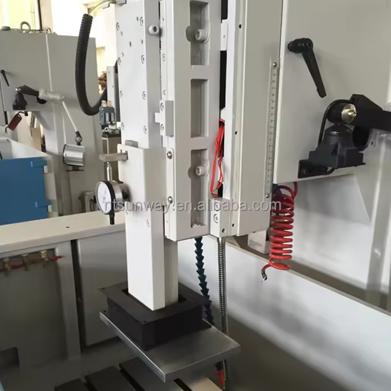 EDM de husillo de matriz CNC de 3 ejes CNC-OX850 con control digital