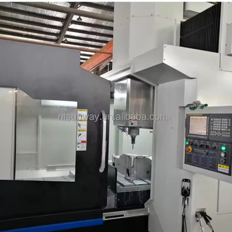 Máquina de grabado de pórtico CNC de 4 ejes LM-1311